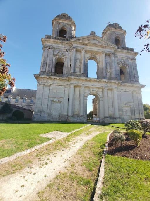 Charmante Charentaise Saint-Jean-dʼAngély Exterior foto